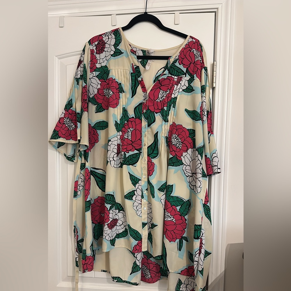 Melissa McCarthy Seven7 Floral Kimono with Red and White Blooms BUNDLE